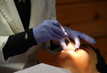 поставки стоматологии